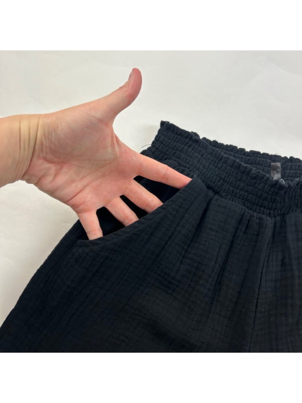 Drew Black Cotton Gauze Smocked Waist Wide Leg Lounge Pant XS - Picture 3 of 7